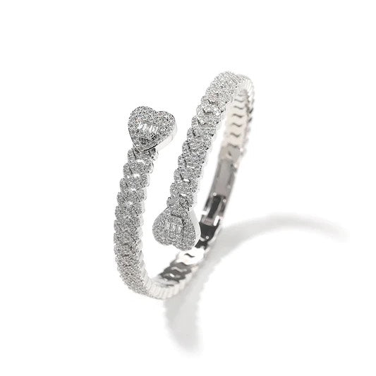 Hold My Heart Bangle ''Silver''